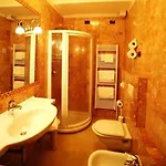 Diana Hotel 4*