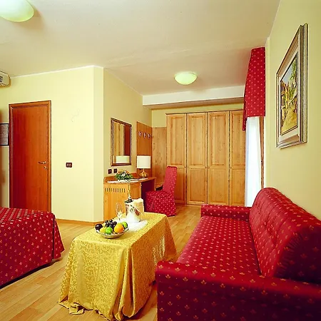 Diana Hotel San Zeno di Montagna