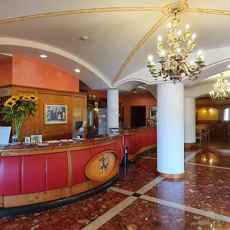 Diana Hotel 4*