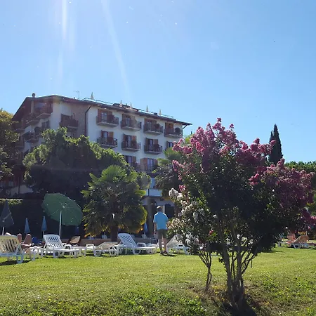 Hotel Diana 4*