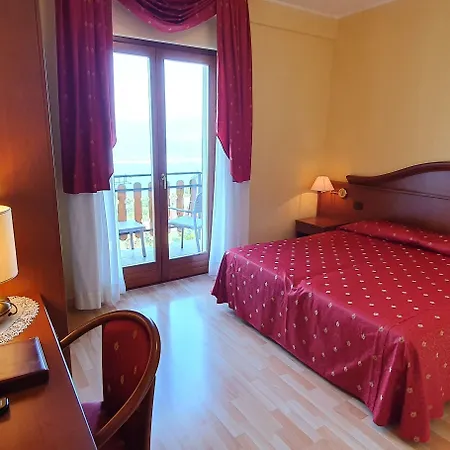Diana Hotel