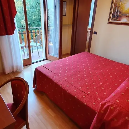 Hotel Diana