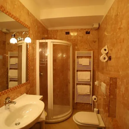 Hotel Diana 4*