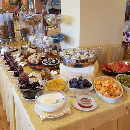 Diana Hotel San Zeno di Montagna